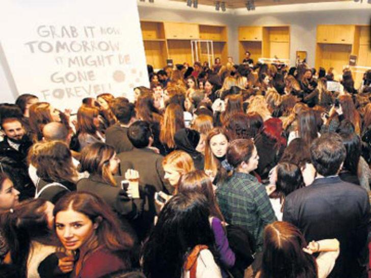 H&M'nin mağaza rezaleti reklam çıktı G4