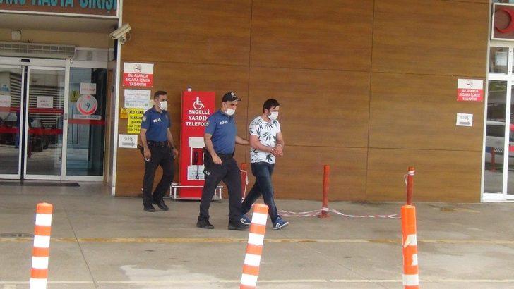 Okulla giren iki şüpheli kıskıvrak yakalandı G1