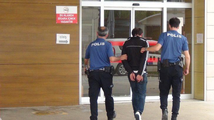 Okulla giren iki şüpheli kıskıvrak yakalandı G5