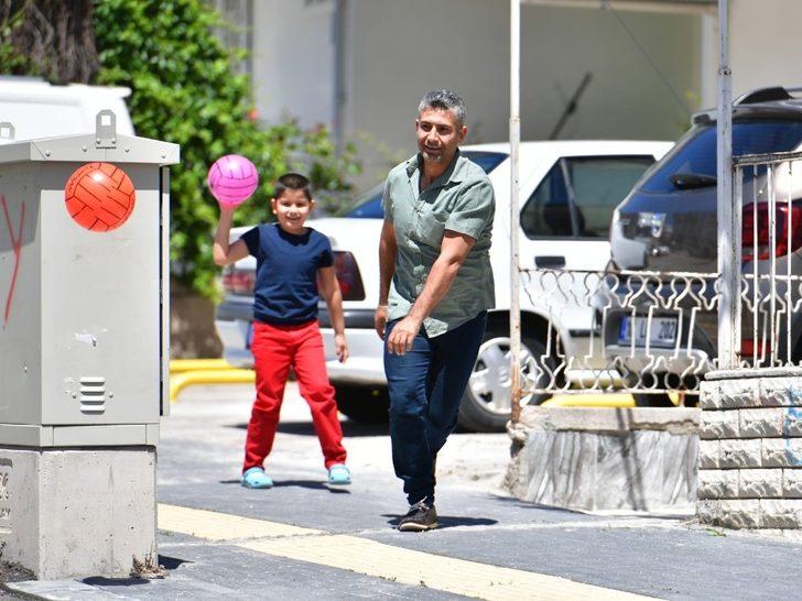 Mamaklı çocuklara çifte bayram G3