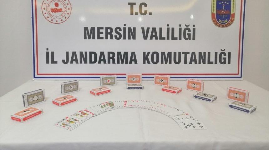 Mersin&rsquo;de restoranda kumar oynayan 10 kişi su&ccedil;&uuml;st&uuml; yakalandı