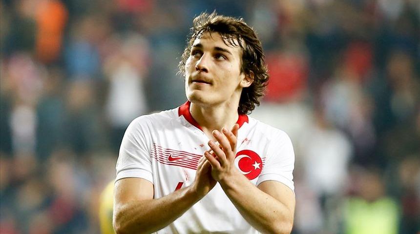 Liverpool ve Barcelona Çağlar Söyüncü için yarışıyor