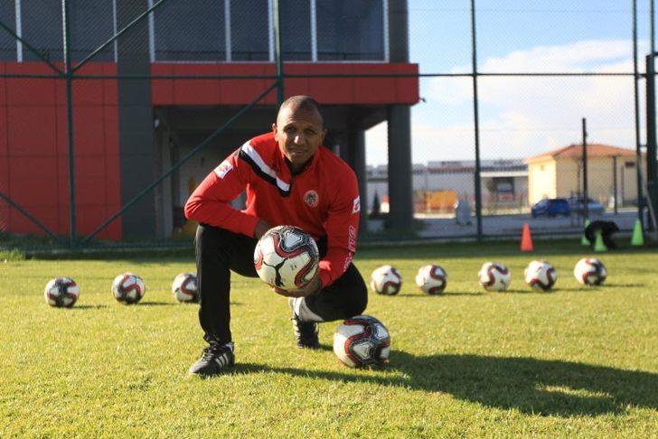 Fenerbahçe, sezon sonuna kadar Mehmet Aurelio'ya emanet G4