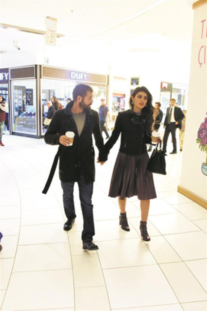 Tedirgin aşıklar ilk kez el ele G2