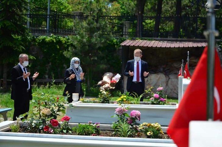 Erenler’den Kütahya Hava Şehitliği’ne ziyaret G1