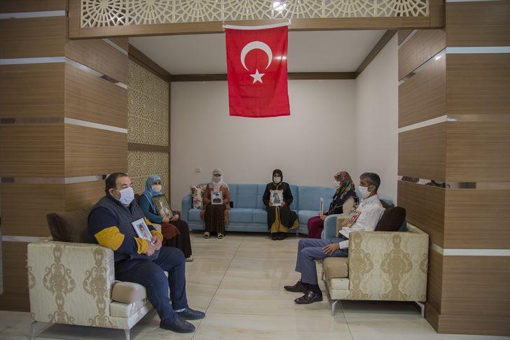 Diyarbakır annelerinin evlat nöbeti bayramda da devam ediyor G1