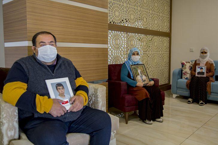 Diyarbakır annelerinin evlat nöbeti bayramda da devam ediyor G2