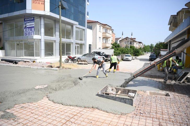 Kartepe’de Ankara Caddesi’ne yol betonu atıldı G3
