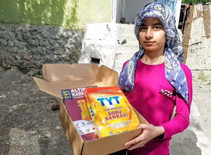 Çorum'un Sungurlu ve Boğazkale ilçelerindeki 450 öğrenciye eğitim seti verildi G2