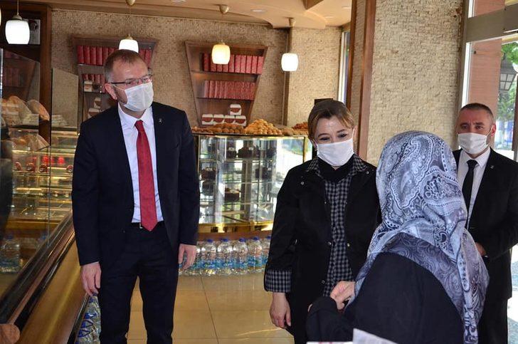 Başkan Ceyhun ve Milletvekili Erenler’den bayram ziyaretleri G3