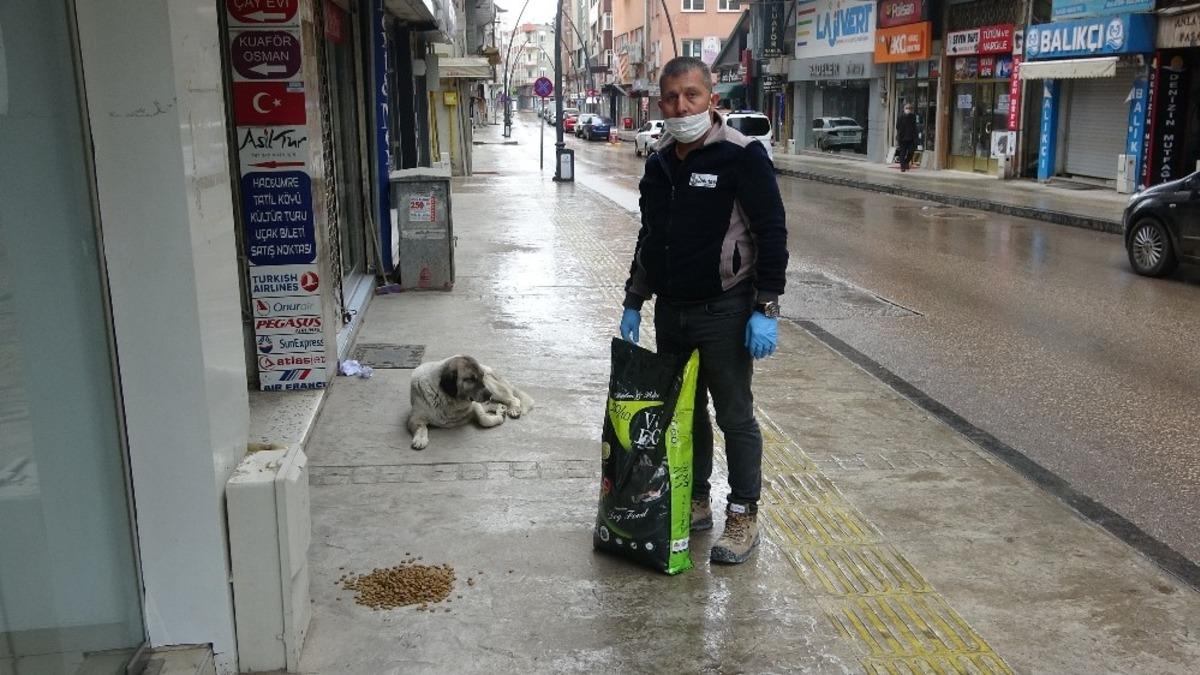 Sokak hayvanlarını unutmadılar