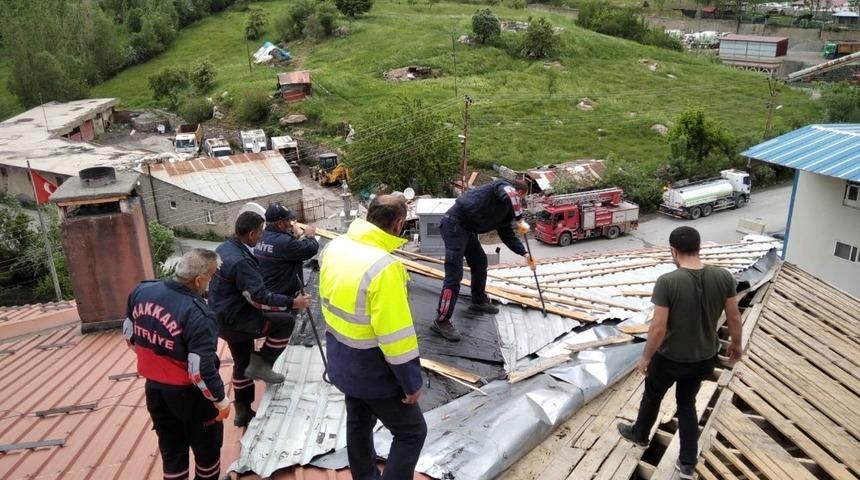 Vatandaşın imdadına belediye ekibi yetişti