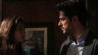 Kara Sevda 19. bölümde Burak Özçivit'den zeybek şov