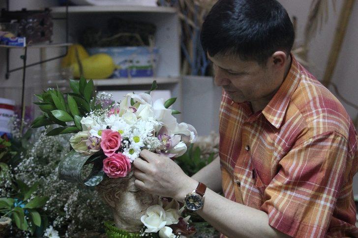 Hem doktor hem çiçekçi G5