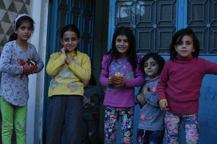 Develi’de Ramazan Bayramında balkonlarda bayram coşkusu G1