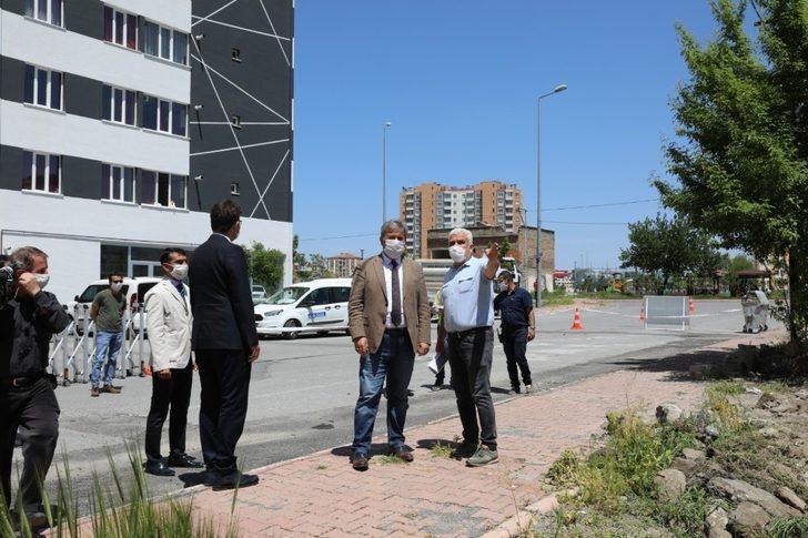 Melikgazi metruk binalardan temizleniyor G2