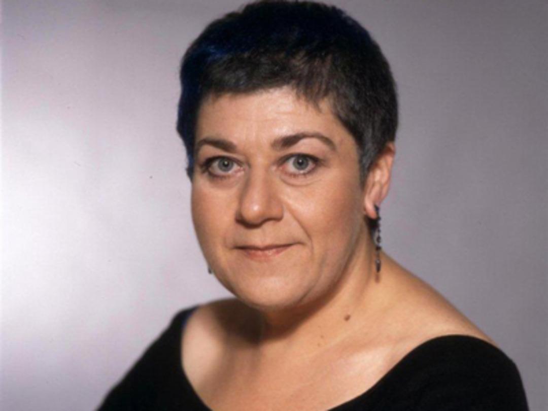 &Uuml;nl&uuml; oyuncu Serra Yılmaz'a b&uuml;y&uuml;k tepki