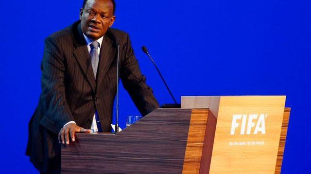 FIFA, kadın futbolcuları taciz ettiği iddiasıyla Haiti Futbol Federasyonu Başkanı Jean-Bart'a 90 gün men