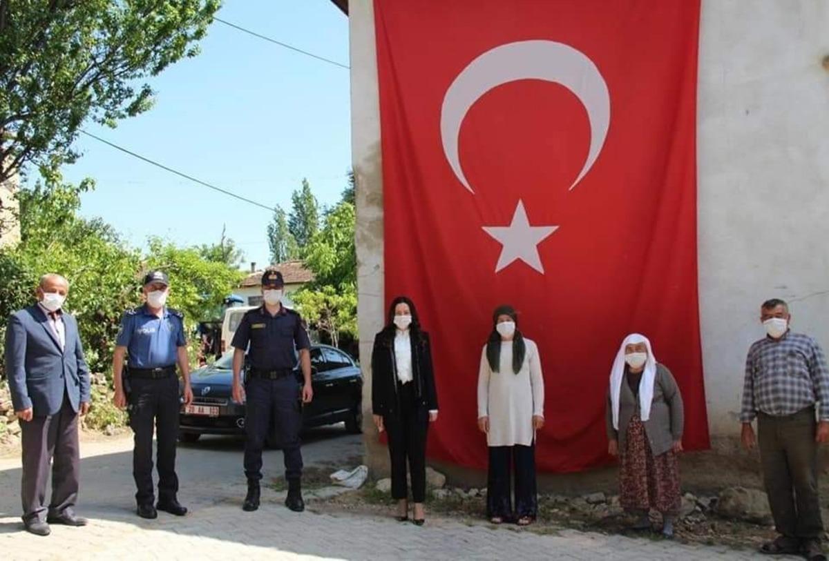 Ramazan bayramında şehit ailelerini unutmadılar