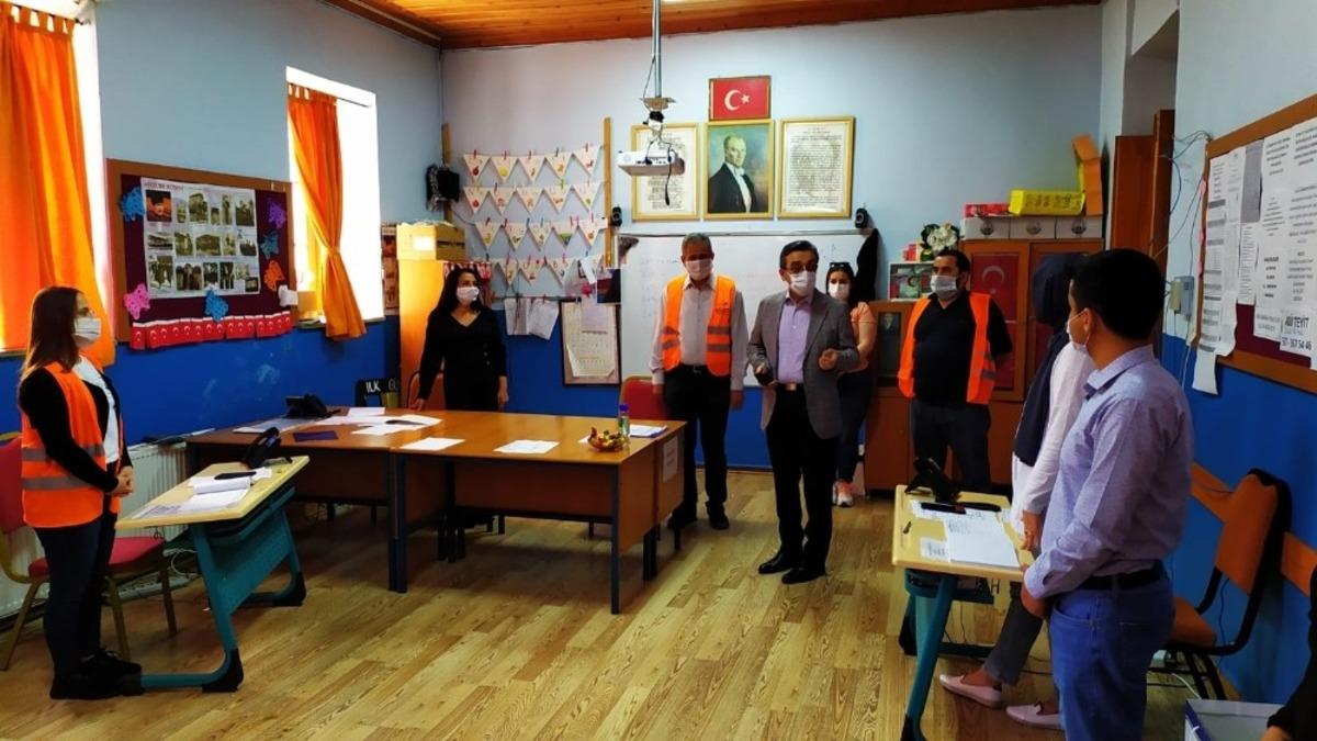 Kaymakam Y&uuml;cel, vefa grubunun bayramını kutladı