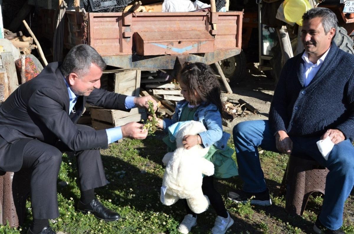 Başkan &Ouml;zdemir&lsquo;den şehit kızına doğum g&uuml;n&uuml; s&uuml;rprizi