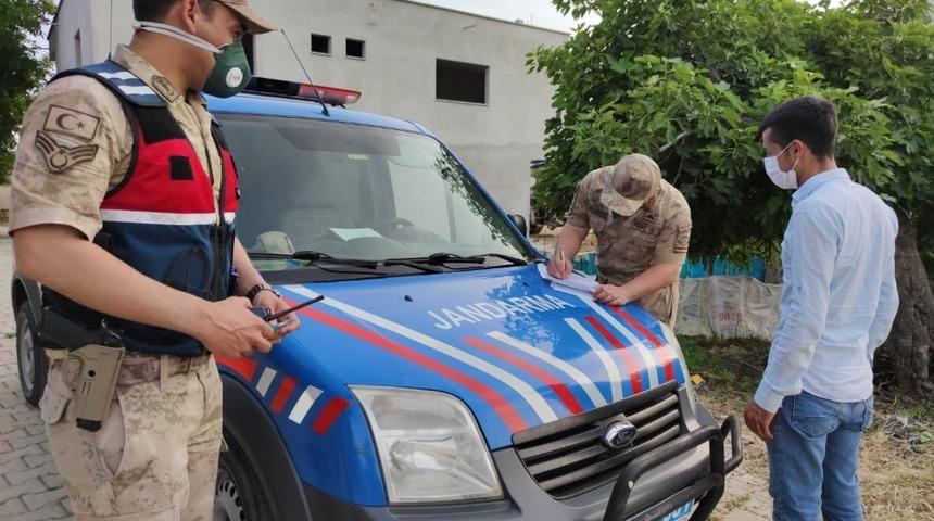 İslahiye&rsquo;de sokağa &ccedil;ıkma kısıtlamasına uymayanlara ceza