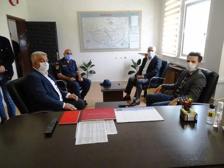 Hisarcık protokolünden güvenlik güçleri ile sağlık ve itfaiye ekiplerine bayram ziyareti G2