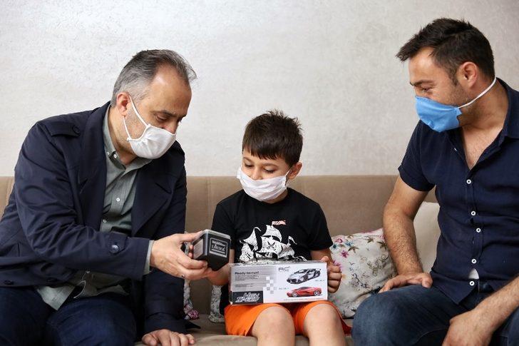 Bursa’da seyyar satıcıların darp ettiği zabıtaya ziyaret G2