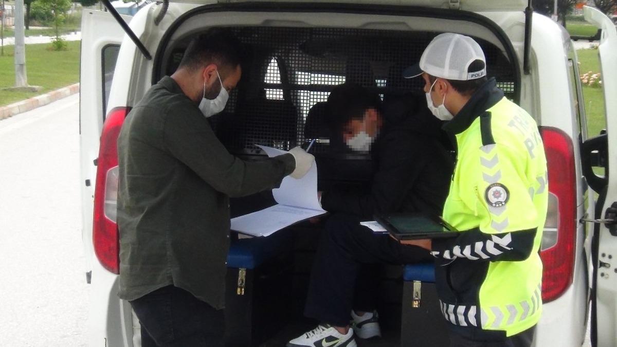 &Ccedil;alıntı motosikletle koronavir&uuml;s yasağına uymadı yaşının yarısı kadar ceza yedi