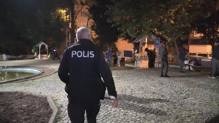 Polis, bankta oturup kahve içen vatandaşları görünce şaşkınlığa uğradı G2