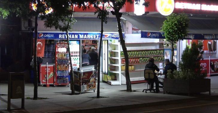 Isparta’da kısıtlamanın sona ermesinin ardından vatandaşlar sokağa akın etti G3