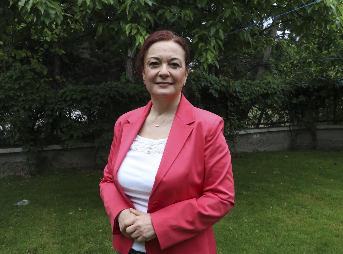 Bilim Kurulu &uuml;yesi '&ccedil;ok tehlikeli' diyerek uyardı: Bunu yaparsak ikinci dalgayı yaşayabiliriz