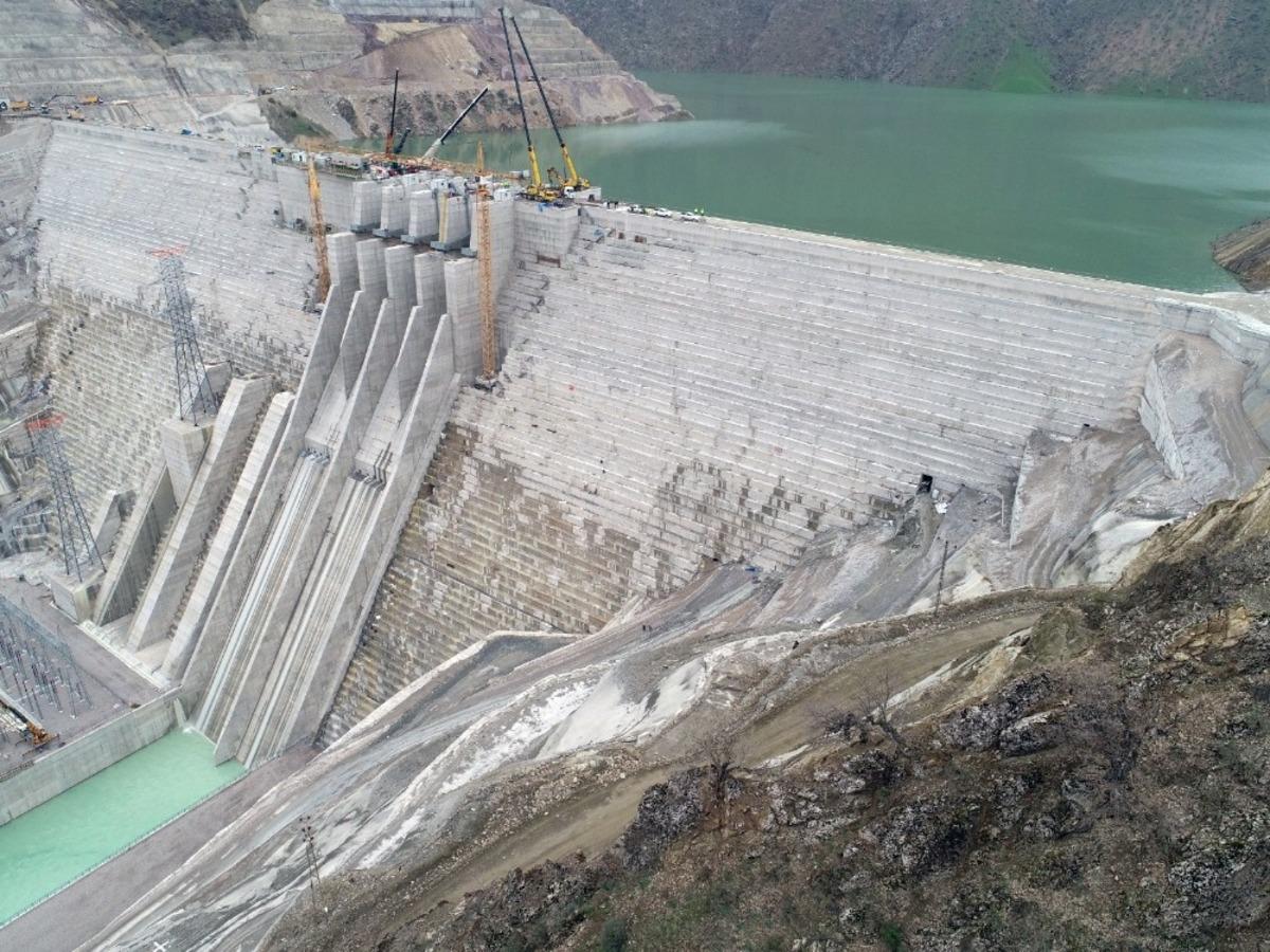Bakan Pakdemirli: Avrupa&rsquo;nın en b&uuml;y&uuml;ğ&uuml;nde enerji &uuml;retimi başladı