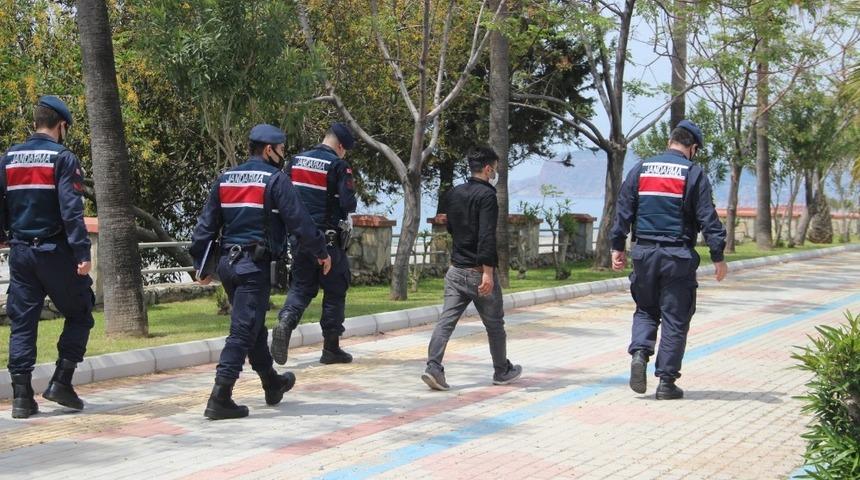 Alanya&rsquo;da 198 kişiye 167 bin TL ceza