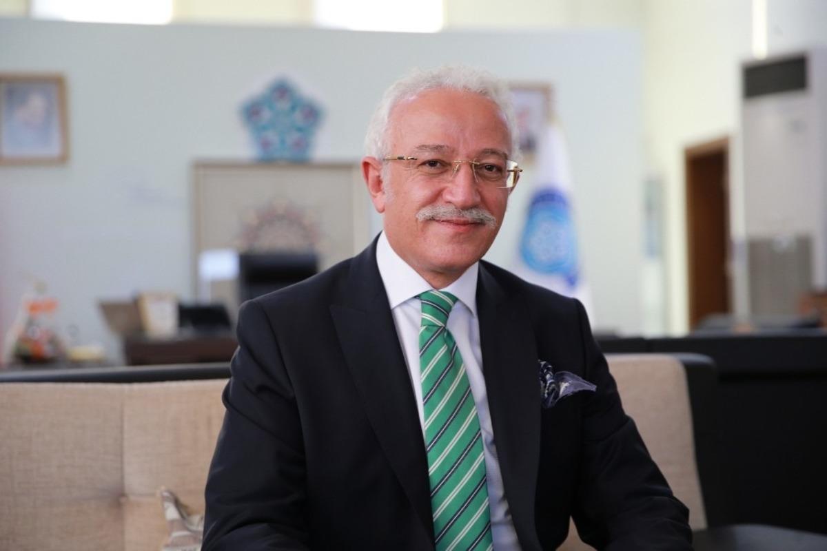 NE&Uuml; pandemi s&uuml;recinde fiziki etkinlikleri online ortama taşıyarak binlerce kişiye ulaştı