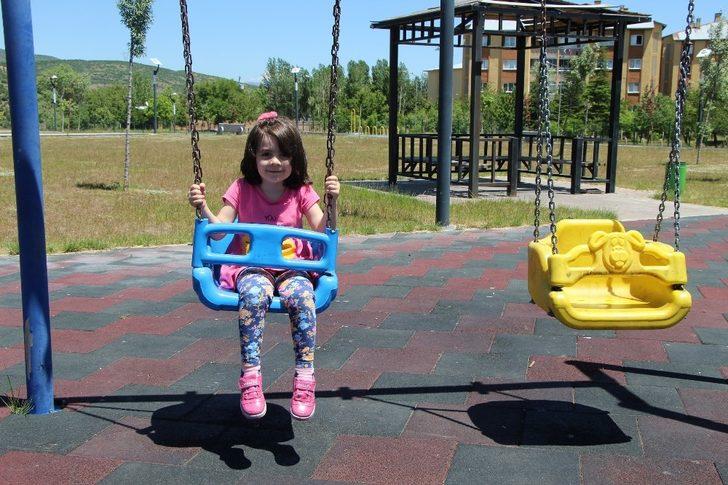 Bingöl’de kısıtlamanın ardından çocuklar parka koştu G3