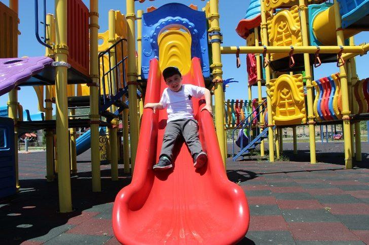 Bingöl’de kısıtlamanın ardından çocuklar parka koştu G5