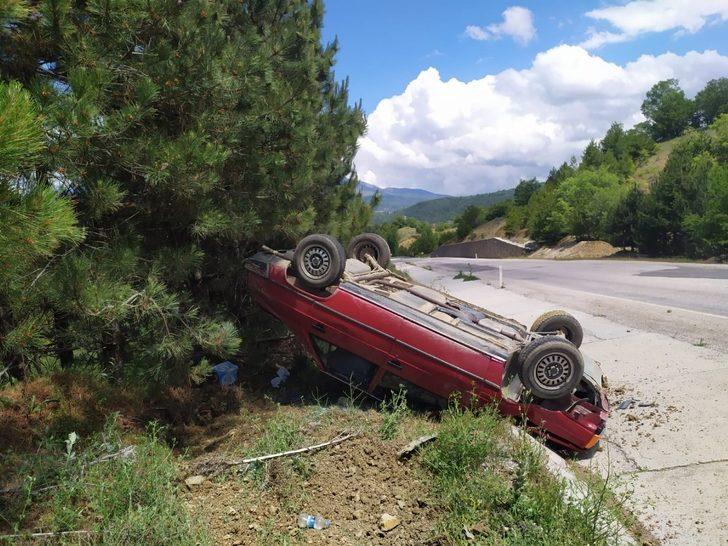 Pazarlar’da trafik kazası: 2 yaralı G3