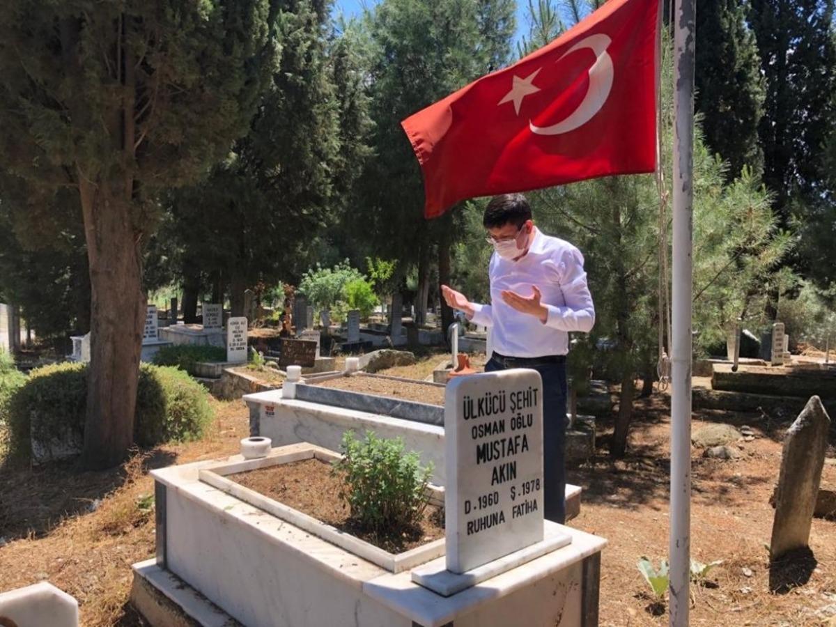 Başkan &Ouml;zcan, &uuml;lk&uuml;c&uuml; şehitleri unutmadı