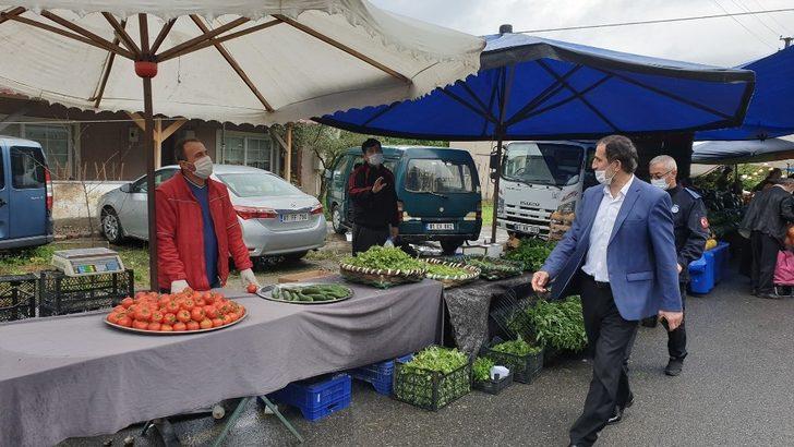 Başkan Şahin pazaryerinde sosyal mesafe denetimine çıktı G4