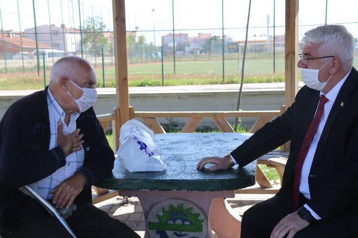 Belediye Başkanı Yüksel, 65 yaş ve üstü vatandaşlarla bayramlaştı G2