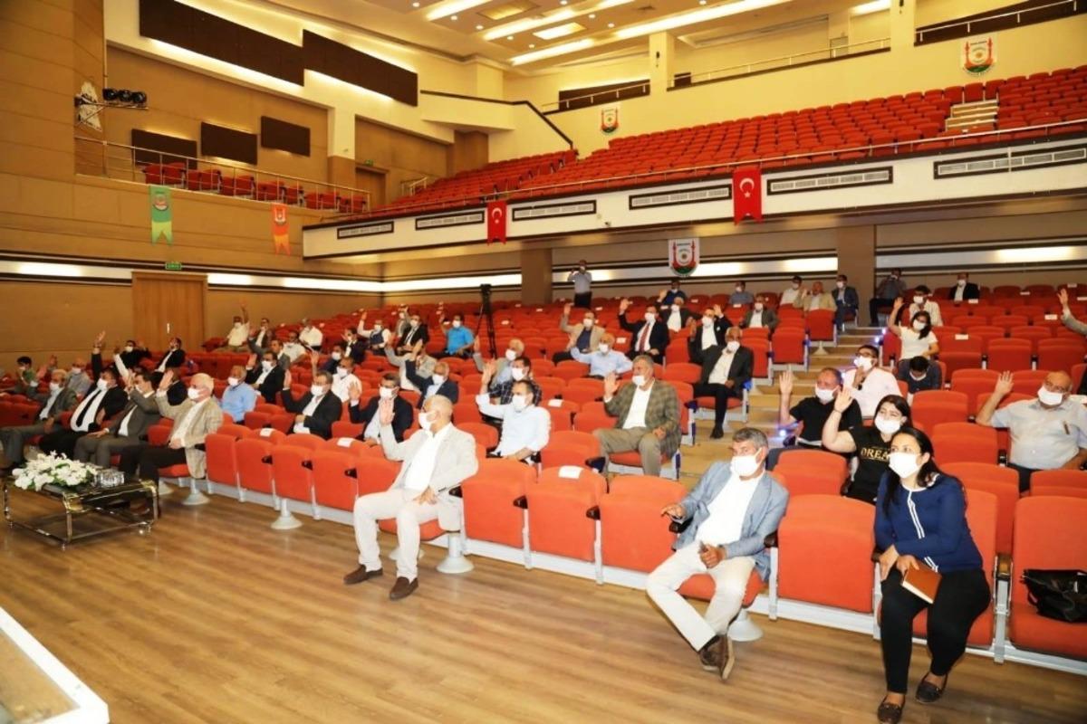 B&uuml;y&uuml;kşehir Belediye meclisi toplandı