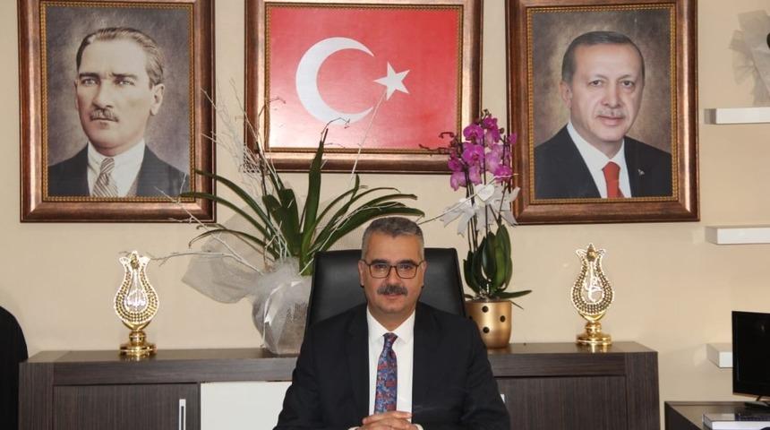 AK Parti Çorum İl Başkanı Yusuf Ahlatcı;