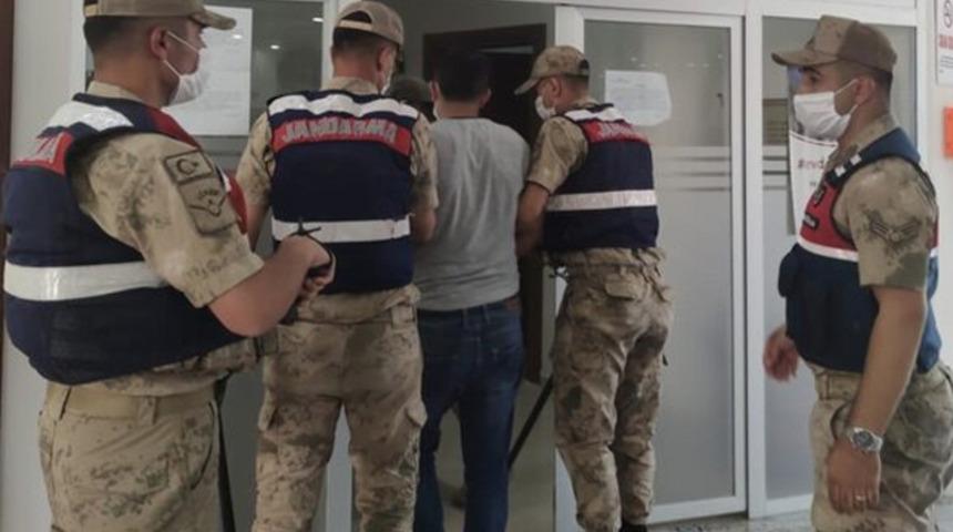 Mardin&rsquo;de cinayet zanlısı sahte kimlikle bayramlaşırken yakalandı