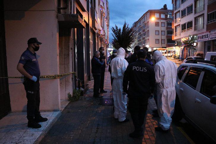 Komşuları haber alamayınca ekiplere haber verdi! Yalnız yaşadığı evde ölü bulundu G1