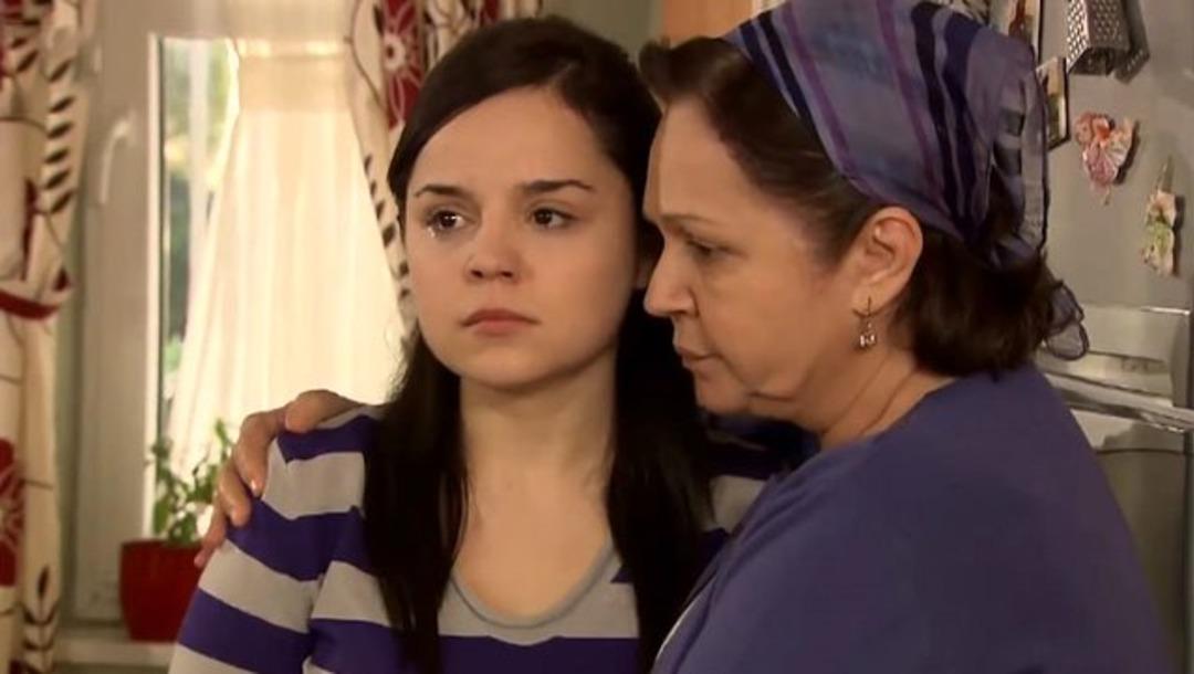 Aşk-ı Memnu'nun Cemile'si Pelin Ermiş son hali ve mini şortlu pozuyla g&uuml;ndem oldu