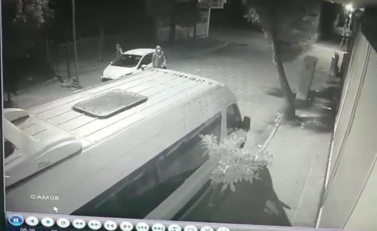 Kasaptan 300 kilo eti dakikalar i&ccedil;inde &ccedil;aldılar