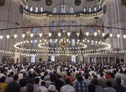 TRABZON BAYRAM NAMAZI SAAT KAÇTA KILINACAK? 2023 Diyanet Trabzon bayram namazı saati