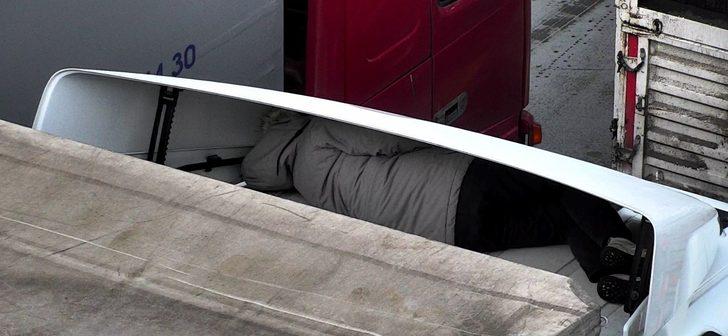 Türkiye'ye kaçak girmek isterken böyle yakalandı G1