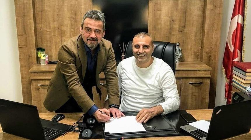 Bayburt &Ouml;zel İdare Spor&rsquo;da teknik direkt&ouml;rl&uuml;ğe Ali Nail Durmuş getirildi